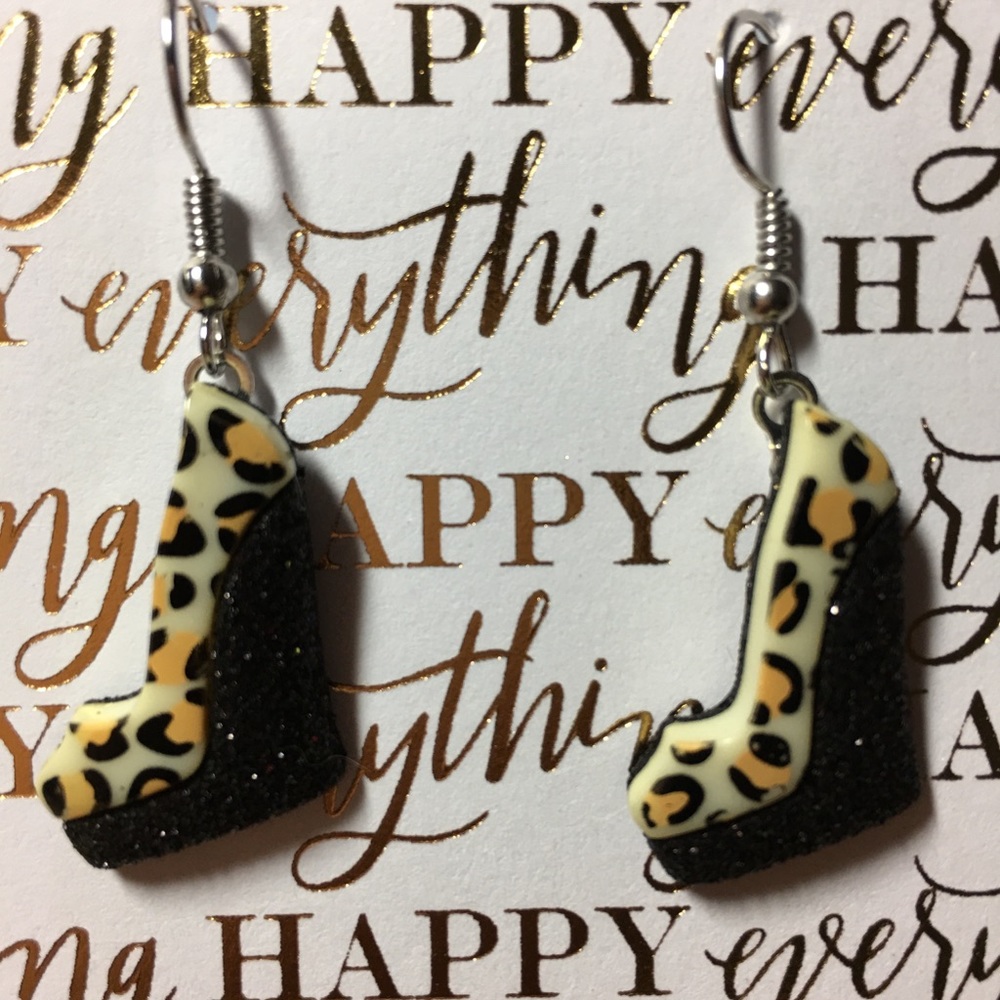 Bling leopard print shoe earrings
